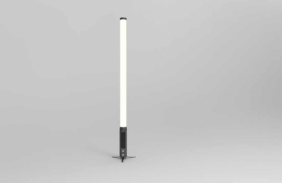 COLOR SPECTRUM TUBE – battery-powered RGBWA pixel tube light, unlit